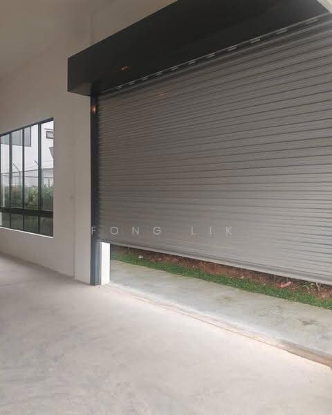 Shop for Rent in Austin Crest (Johor Bahru) - Fong Lik - Exterior - PropertyGuru.com.my