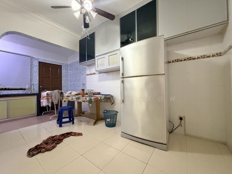 2-storey Terraced House for Sale in Ampang Saujana (Ampang) - Michelle Siow - Kitchen - PropertyGuru.com.my