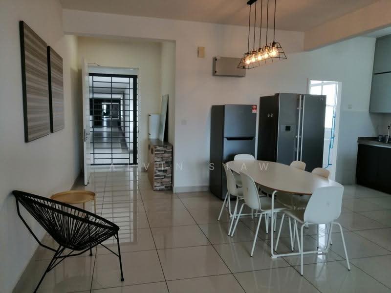 Kediaman Servis untuk Dijual di You Residences @ You City - Alvin Siaw - Dining Room - PropertyGuru.com.my