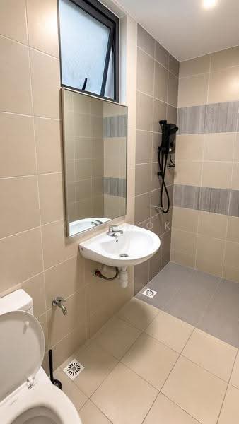 Condominium for Rent at Ideal Venice Residency - KK Kwok - Bathroom - PropertyGuru.com.my