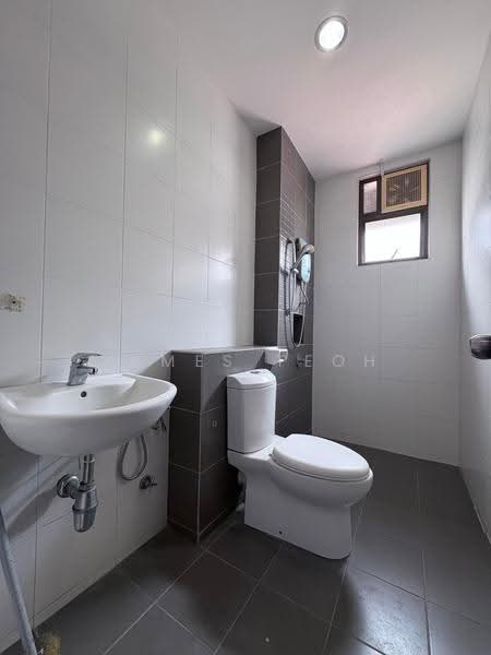 Semi-Detached House for Sale in Setia Alam (Selangor) - James Teoh - Bathroom - PropertyGuru.com.my