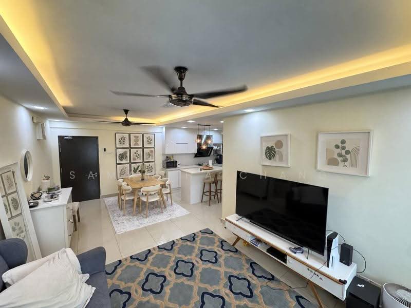 Kediaman Servis untuk Dijual di Amara - Samantha Chang - Living Room - PropertyGuru.com.my