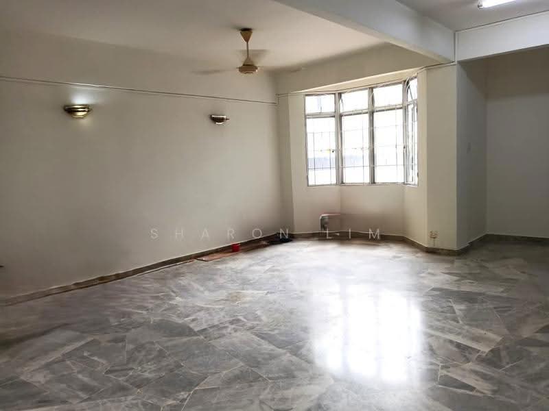 Pangsapuri untuk Dijual di Subang Perdana Goodyear Court 10 - Sharon Lim - Living Room - PropertyGuru.com.my