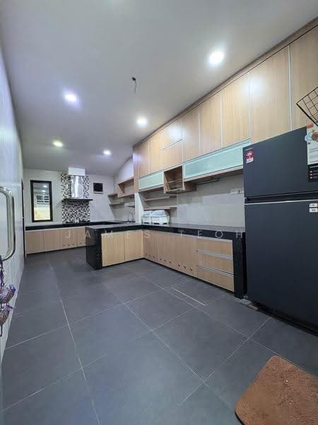 Semi-Detached House for Rent in Setia Alam (Selangor) - James Teoh - Kitchen - PropertyGuru.com.my
