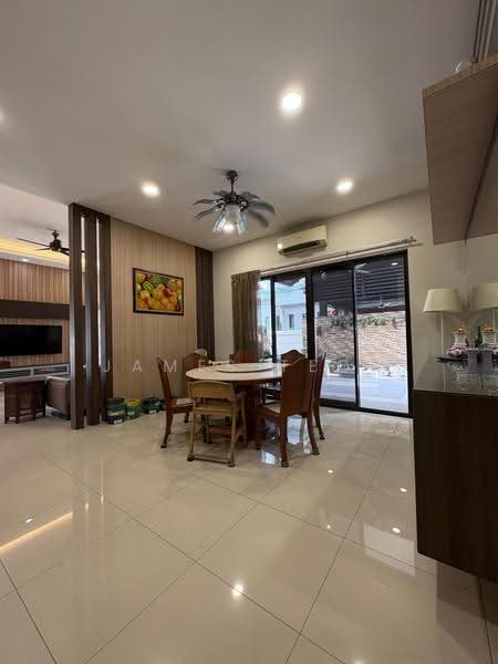 Semi-Detached House for Rent in Setia Alam (Selangor) - James Teoh - Dining Room - PropertyGuru.com.my