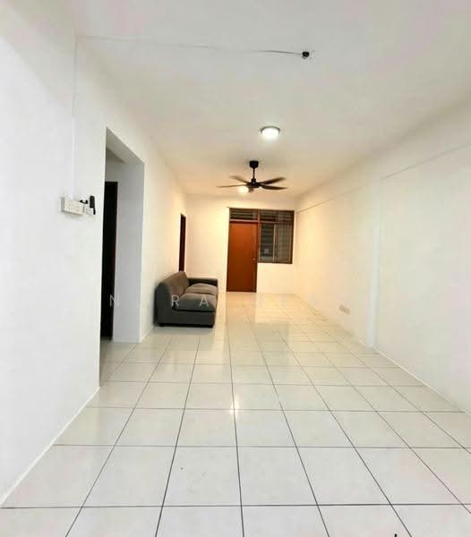 Pangsapuri untuk Disewa di Sinar - Nora Dean - Living Room - PropertyGuru.com.my