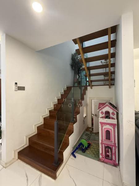 Semi-Detached House for Sale in Taman Sri Ukay (Ulu Kelang) - Michelle Siow - PropertyGuru.com.my