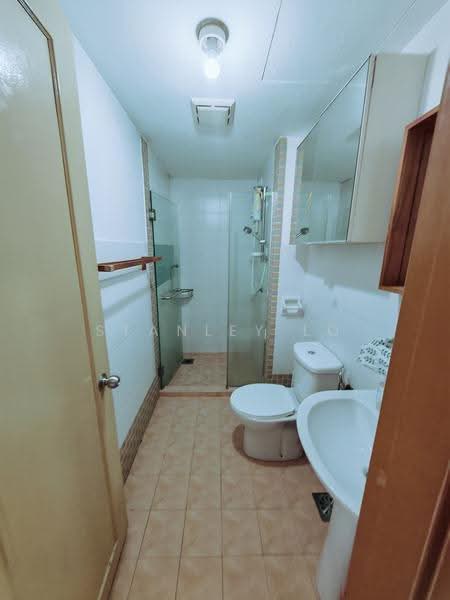 Kondominium untuk Disewa di Perdana Emerald - Stanley Lo - Bathroom - PropertyGuru.com.my