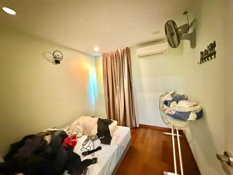 2-storey Terraced House for Sale in Bandar Bukit Raja (Klang) - Daniel Kok - Bedroom - PropertyGuru.com.my