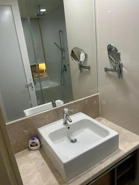 Kediaman Servis untuk Dijual di Cormar Suites (Fraser Place (Lot 163)) - Kelven Tan - Bathroom - PropertyGuru.com.my
