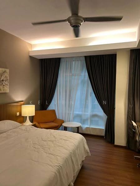 Kediaman Servis untuk Dijual di Cormar Suites (Fraser Place (Lot 163)) - Kelven Tan - Bedroom - PropertyGuru.com.my