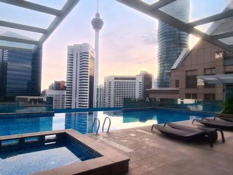 Kediaman Servis untuk Dijual di Cormar Suites (Fraser Place (Lot 163)) - Kelven Tan - Pool - PropertyGuru.com.my