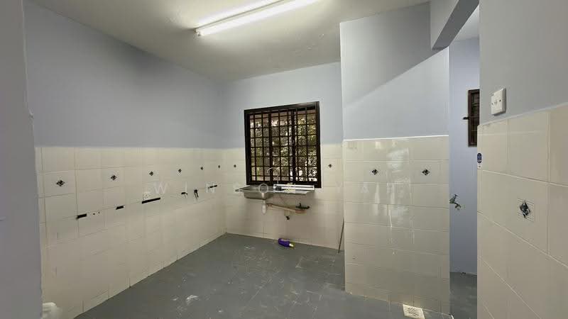Pangsapuri untuk Dijual di Seri Mutiara Apartment - Winson Yap - Kitchen - PropertyGuru.com.my