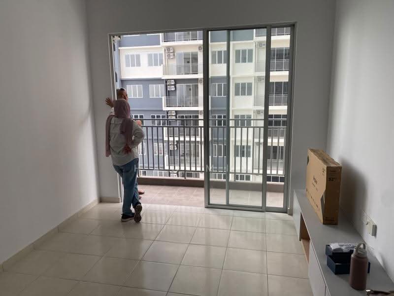 Flat for Rent at RESIDENSI SELANGORKU OLEANDER - Hao Min - Balcony - PropertyGuru.com.my