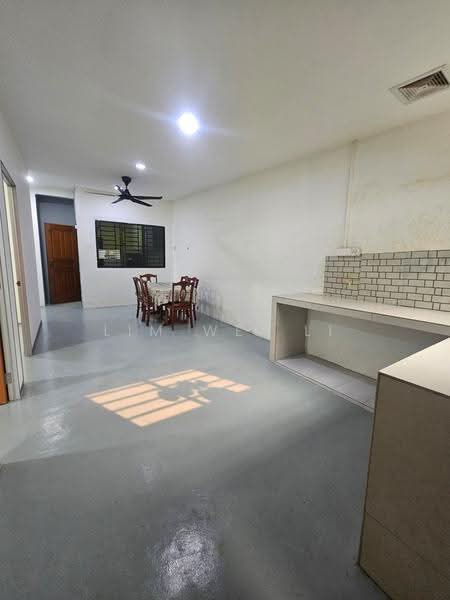 2-storey Terraced House for Rent in Johor Bahru (Johor) - Lim Wei Li - Dining Room - PropertyGuru.com.my
