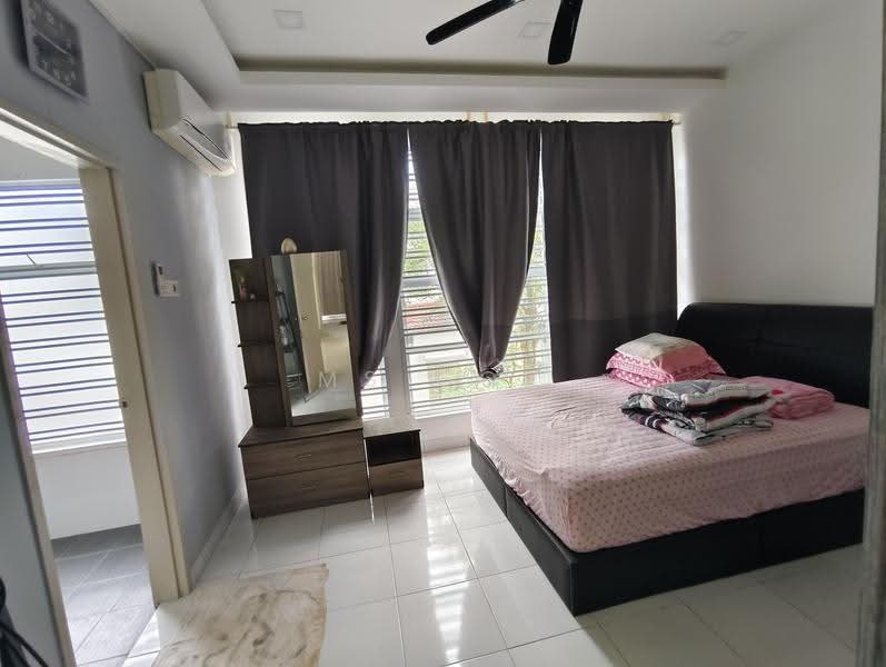 2.5-storey Terraced House for Sale in Masai (Johor) - Ms Goh - Bedroom - PropertyGuru.com.my