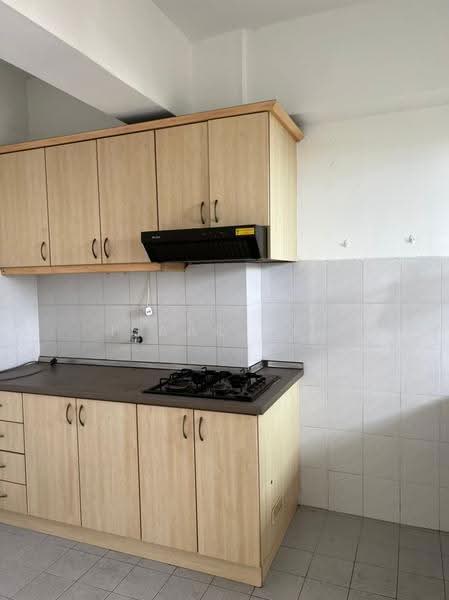 Condominium for Rent at Danau Idaman - Isaac Tee - Kitchen - PropertyGuru.com.my