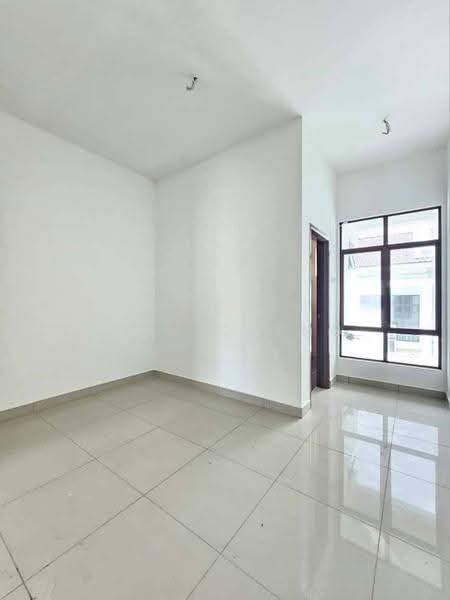 2-storey Terraced House for Sale in Taman Seri Austin (Tebrau) - Yuki Cheng - PropertyGuru.com.my