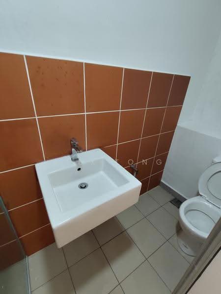 Service Residence for Rent at Suria Jelutong - Alex Tong - Bathroom - PropertyGuru.com.my