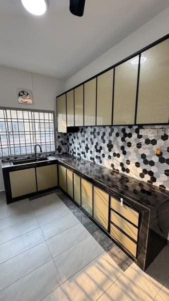 1-storey Terraced House for Sale in Taman Kota Masai (Pasir Gudang) - Zen Wong - Kitchen - PropertyGuru.com.my
