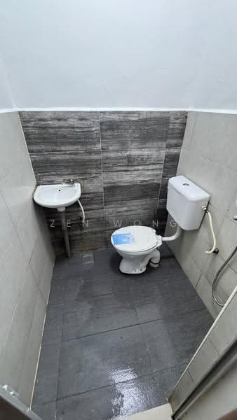 1-storey Terraced House for Sale in Taman Kota Masai (Pasir Gudang) - Zen Wong - Bathroom - PropertyGuru.com.my