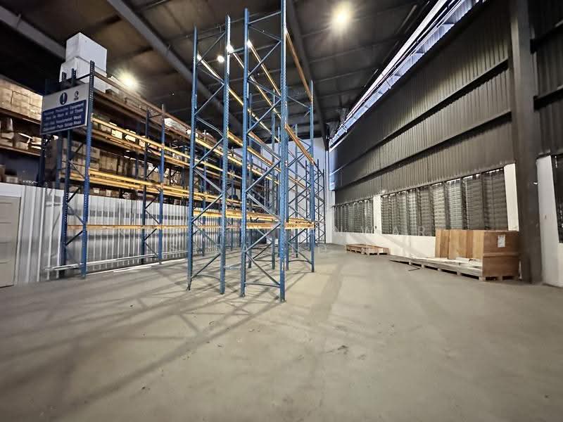 Warehouse for Rent in Glenmarie (Selangor) - Khairil Anwar Sirajudin - Interior - PropertyGuru.com.my