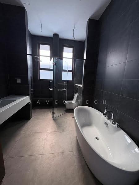 Bungalow House for Sale in Setia Eco Park (Setia Alam) - James Teoh - Bathroom - PropertyGuru.com.my