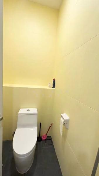 Kilang untuk Dijual di Eco Business Park 2 Senai (Senai) - Lai Kok Seng - Bathroom - PropertyGuru.com.my