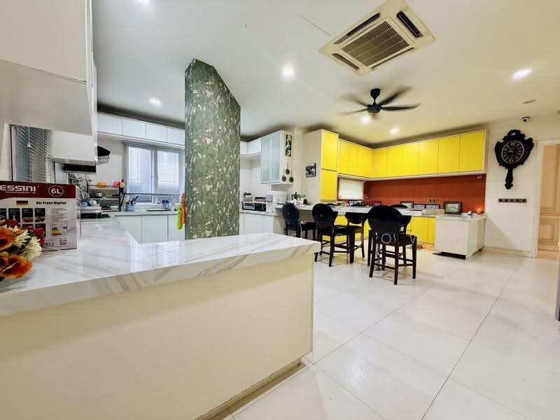 Bungalow House for Sale in Kemensah Mewah (Melawati) - Michelle Siow - Kitchen - PropertyGuru.com.my