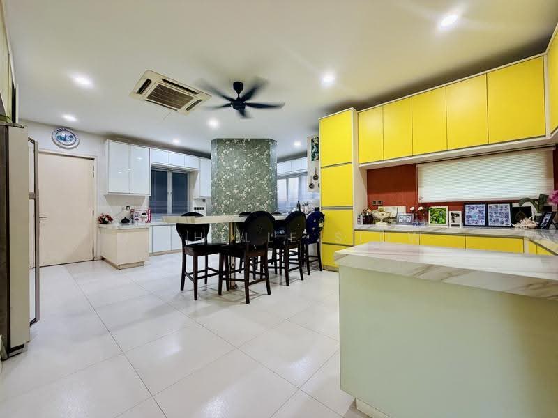 Bungalow House for Sale in Kemensah Mewah (Melawati) - Michelle Siow - Kitchen - PropertyGuru.com.my