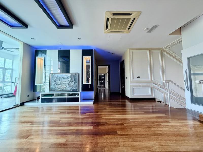 Bungalow House for Sale in Kemensah Mewah (Melawati) - Michelle Siow - Living Room - PropertyGuru.com.my