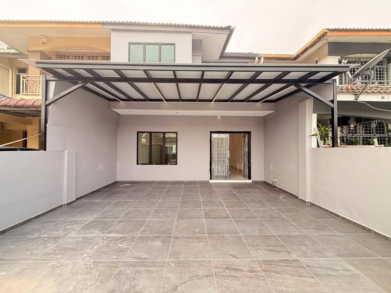 Rumah Teres 2-Tingkat untuk Dijual di Mutiara Rini (Skudai) - Jasmine Chiew - Exterior - PropertyGuru.com.my