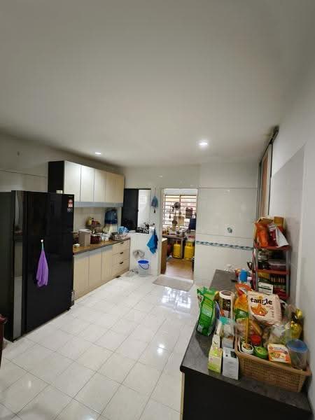Rumah Teres 1-Tingkat untuk Dijual di Bandar Putra Kulai (Kulai) - SY Ngo - Kitchen - PropertyGuru.com.my