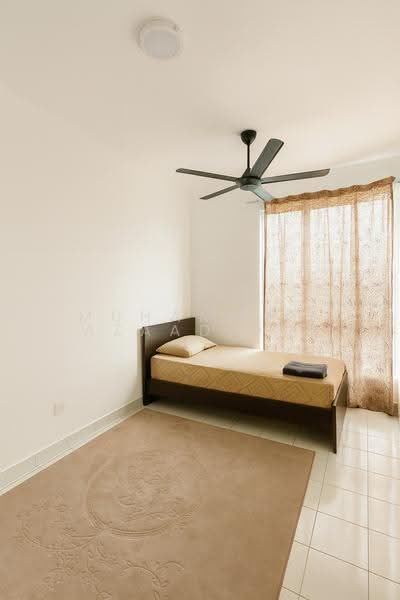 Kondominium untuk Disewa di Seri Serindit Residence - Muhammad Azaad Salman Mohammad Anwar - Middle Room - PropertyGuru.com.my