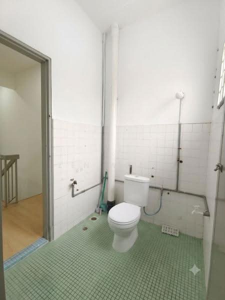 Terraced House for Sale in Taman Kluang Barat (Kluang) - Zen Wong - Bathroom - PropertyGuru.com.my