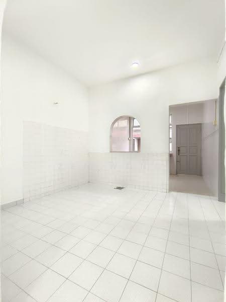 Terraced House for Sale in Taman Kluang Barat (Kluang) - Zen Wong - Kitchen - PropertyGuru.com.my