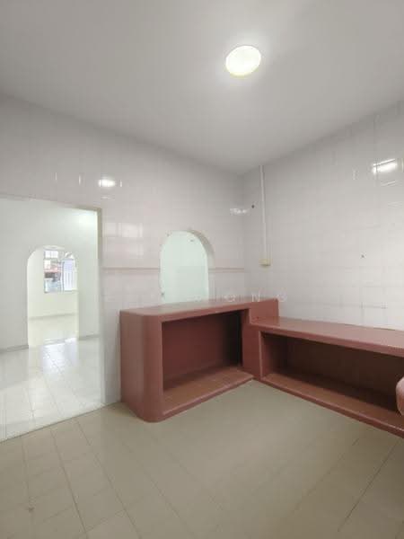 Terraced House for Sale in Taman Kluang Barat (Kluang) - Zen Wong - Kitchen - PropertyGuru.com.my