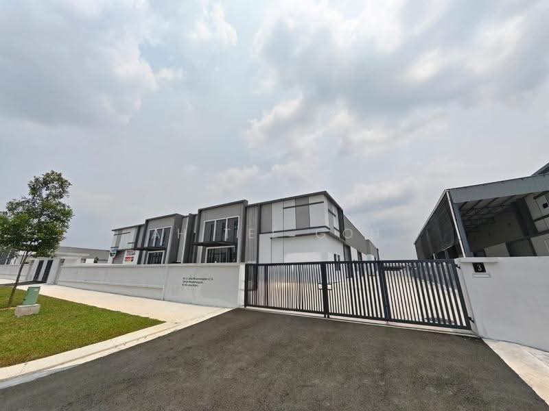 Kilang untuk Disewa di Eco Business Park 1 (Johor Bahru) - Ah Tee Goh - Exterior - PropertyGuru.com.my