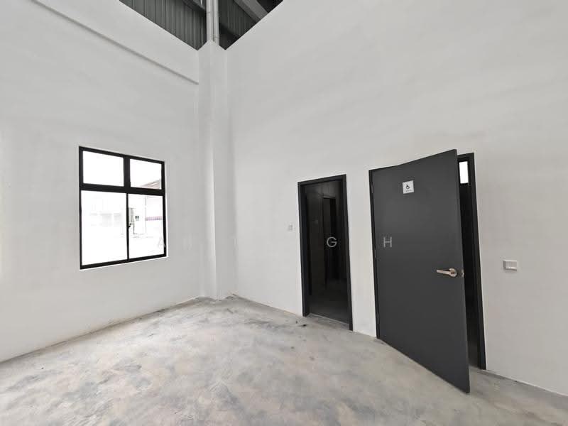 Kilang untuk Disewa di Eco Business Park 1 (Johor Bahru) - Ah Tee Goh - Interior - PropertyGuru.com.my
