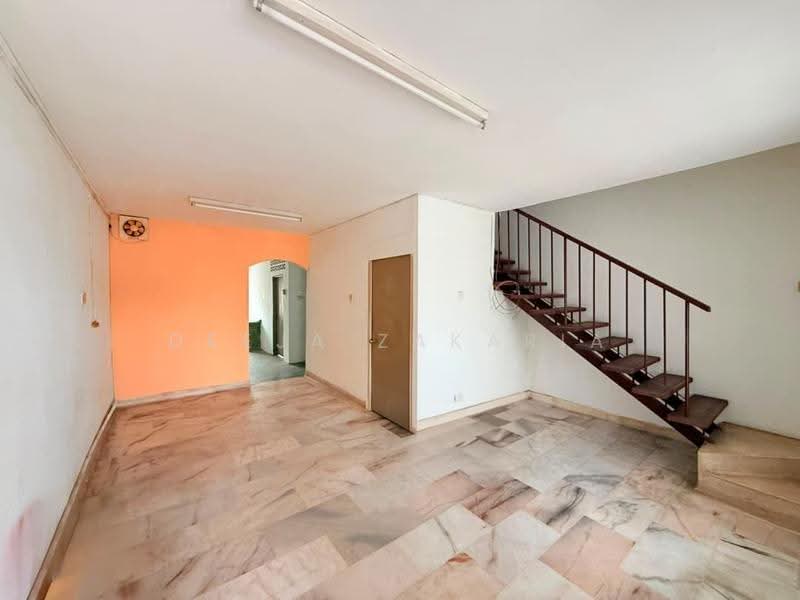 Tanah Kediaman untuk Dijual di Seremban Jaya (Negeri Sembilan) - Deeja Zakaria - Living Room - PropertyGuru.com.my
