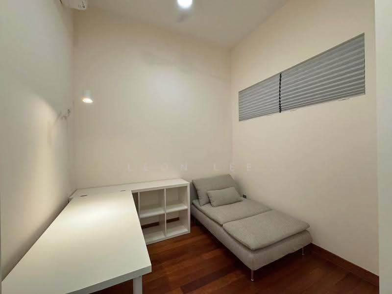 Kediaman Servis untuk Dijual di Senada Residence @ KLGCC Resort - Leon Lee - Study - PropertyGuru.com.my
