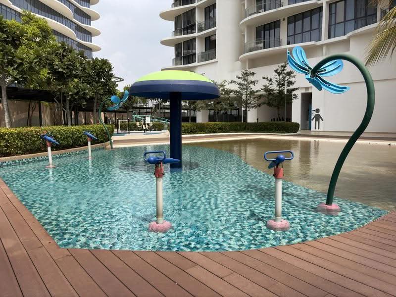 Kediaman Servis untuk Dijual di Senada Residence @ KLGCC Resort - Leon Lee - Exterior - PropertyGuru.com.my