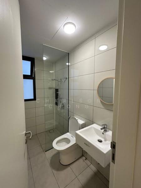 Kediaman Servis untuk Disewa di Duta Park Residences - Charlson Chong - Bathroom - PropertyGuru.com.my