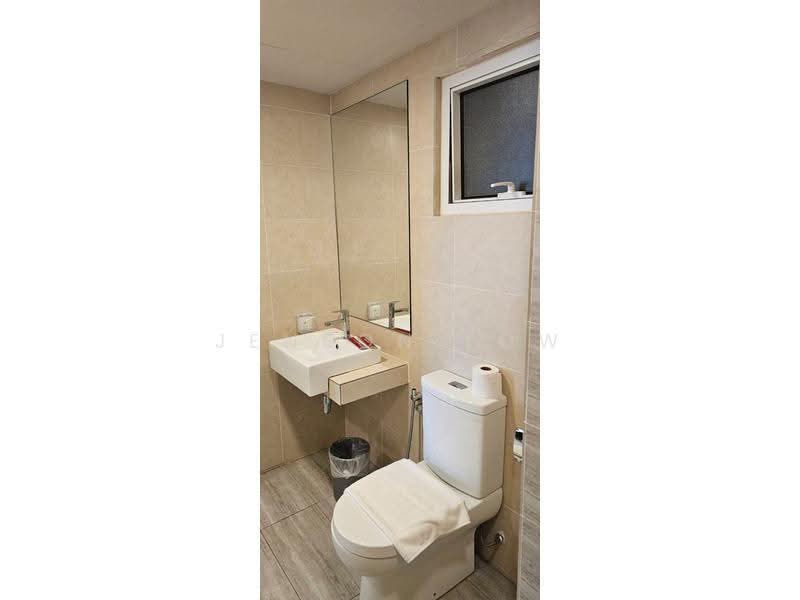 Kediaman Servis untuk Dijual di Windmill upon Hills - Jenson Low - Bathroom - PropertyGuru.com.my