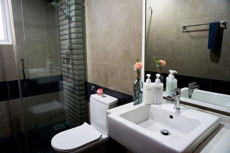 Service Residence for Sale at The Loft @ ZetaPark - Kin L - Bathroom - PropertyGuru.com.my