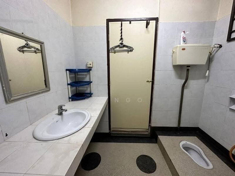 1-storey Terraced House for Sale in Taman Kota Jaya (Kota Tinggi) - SY Ngo - Bathroom - PropertyGuru.com.my
