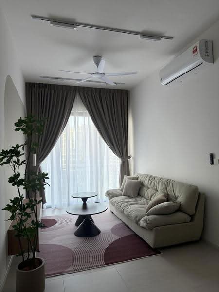 Kediaman Servis untuk Disewa di Laurel Residence - May Tan - Living Room - PropertyGuru.com.my