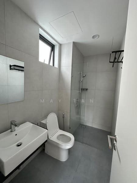 Kediaman Servis untuk Disewa di Laurel Residence - May Tan - Bathroom - PropertyGuru.com.my