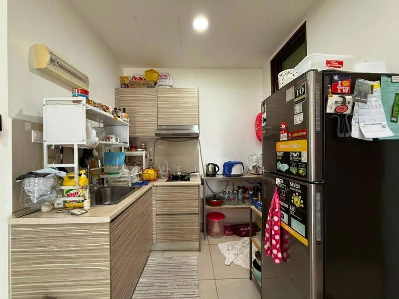Kondominium untuk Dijual di PARC Regency (Residensi Masai) - Jovel Lim - Kitchen - PropertyGuru.com.my
