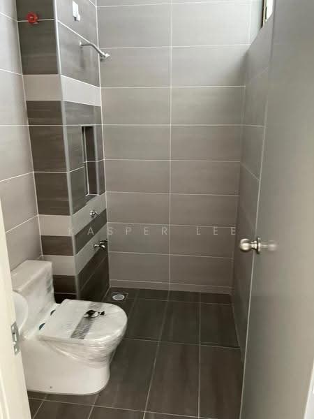 Rumah Teres untuk Dijual di Skudai (Johor) - Kasper Lee - Bathroom - PropertyGuru.com.my